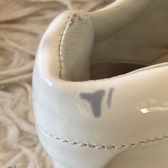 Prada shoes leather, size 8, original price 850$, good condition, final sale - Picture 10 of 10